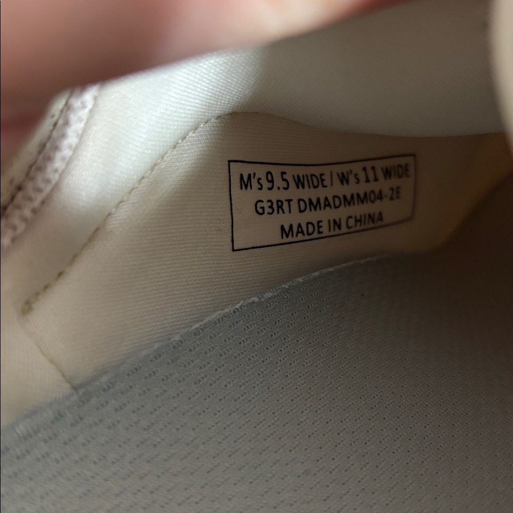 Kizik Madrid Eco Knit 9.5 Wide - Picture 8 of 8